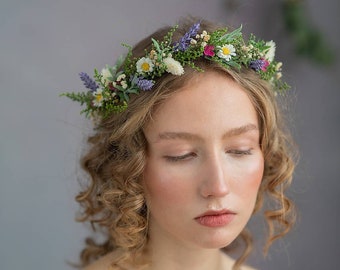 Meadow flower hair crown Bridal accessories Lavender and daisy flower wreath Meadowy headpiece Magaela Bride to be Wildflowers crown
