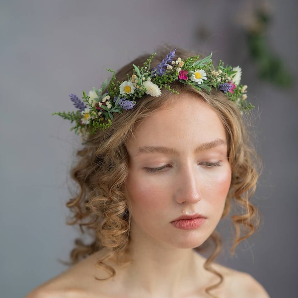 Couronne de cheveux fleur des prés Accessoires de mariée Couronne de fleurs lavande et marguerite Coiffe des prés Magaela future mariée couronne de fleurs sauvages