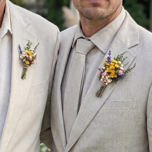 Wildflower Boutonniere: Colorful Meadow Wedding Corsage