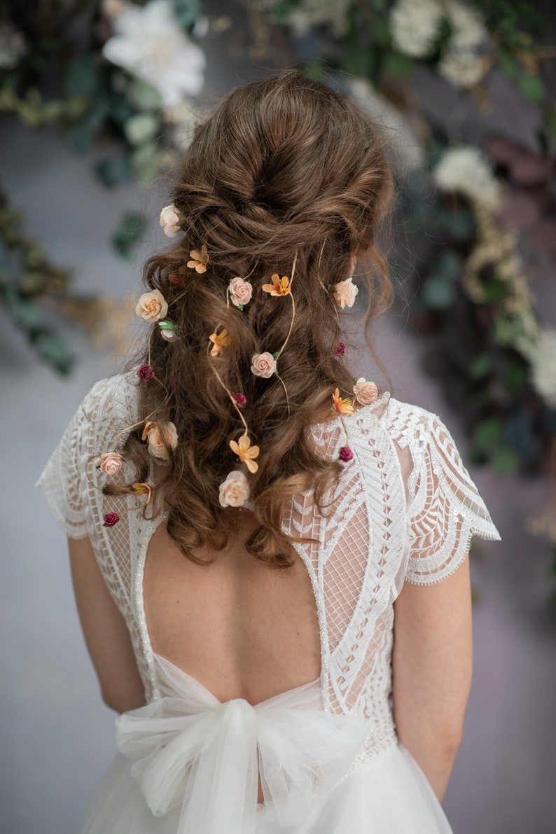 Rustic wedding Bridal hair vine with flower veil Autumn wedding Cottagecore hairstyle Vintage wedding Bridal hair Flower veil Magaela Bride image 4