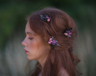 Paarse bloem haarspelden Bruiloft bloem bobby pinnen Bruidshaaraccessoires Bruid als paarse haarspelden Violette haarbloemen Magaela Bruiloft