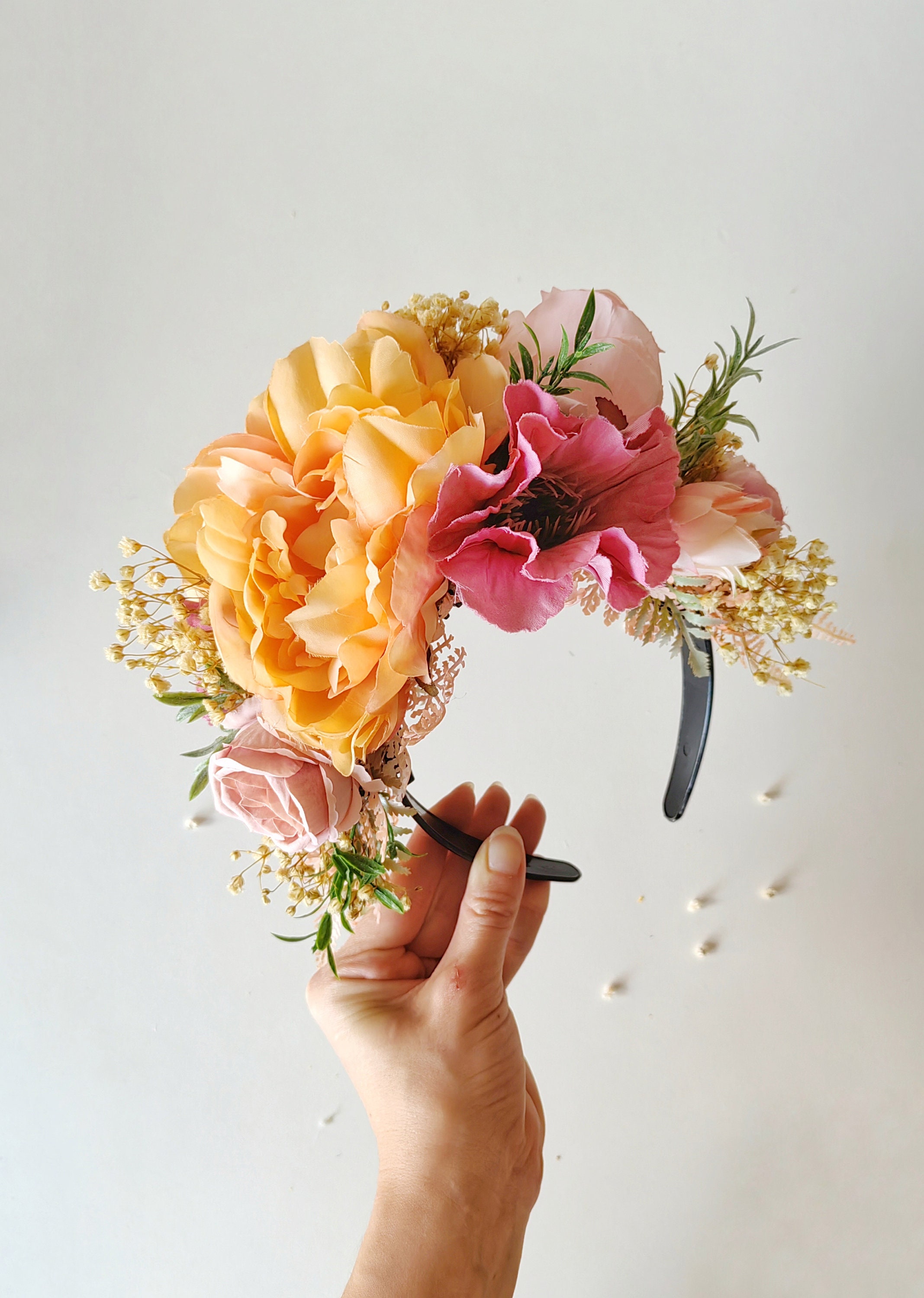 Frida Kahlo-Inspired Peach Fuzz & Pink Flower Headband The Story of the Frida Headband – Ceremonia main image 3