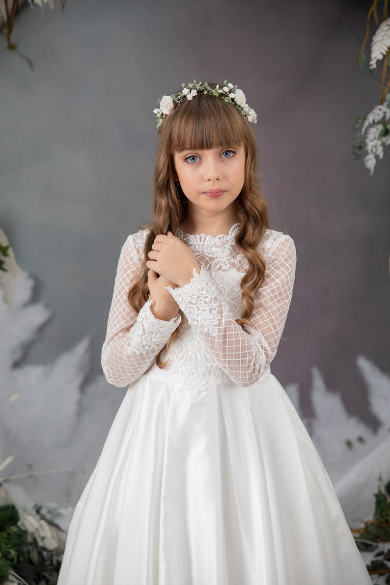 First holy communion flower crown White roses hair wreath Wedding accessories Communion hair accessories Flower headpiece for girl Magaela image 5