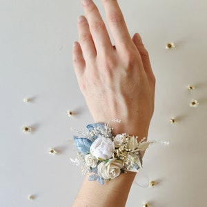 Flower bracelet Wrist corsage Romantic bracelet Handmade jewellery Bracelet for communion Communion accessories Bridal bracelet Bridesmaid image 10