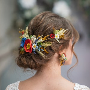 Meadow wedding flower hair vine Bridal hair comb with poppy flowers daisies cornflowers Slavic wedding flower comb Shapeable hair vine image 2