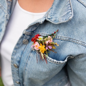 Flower brooch Summer brooch Wedding brooch Bridal accessories Brooch for jacket Flower accessories Handmade brooch Colourful brooch Magaela