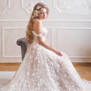 Arreglo de pelo de flores de boda de marfil con flores preservadas Tocado de boda Enredadera de pelo blanco Flores de pelo nupcial Pieza de pelo blanco imagen 4