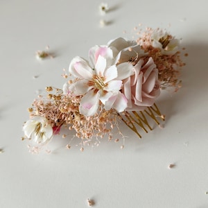 Romantic bridal hair comb Pink cream hair vine Bridal hair vine Bridal hairstyle Spring wedding Rustic wedding Flower hair accessory Magaela image 4