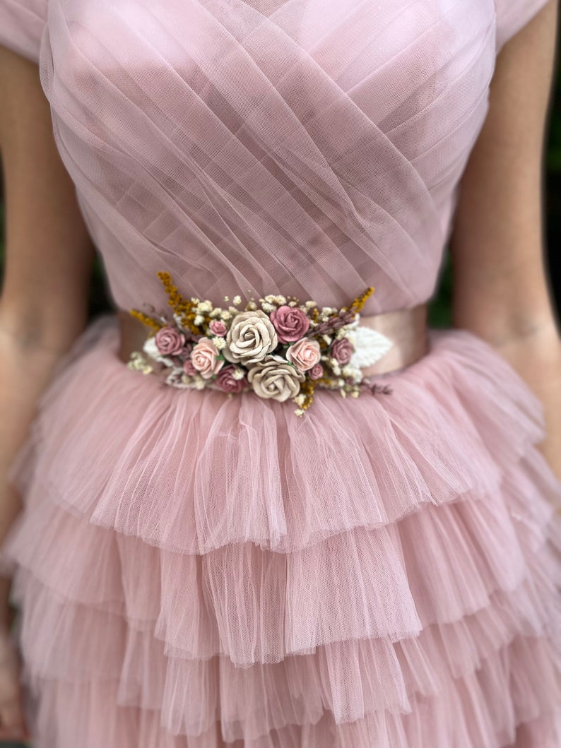 Romantic flower belt Dusty pink flower sash Pastel pink wedding belt for dress Romantic belt with ribbon Wedding flower jewellery Magaela zdjęcie 2