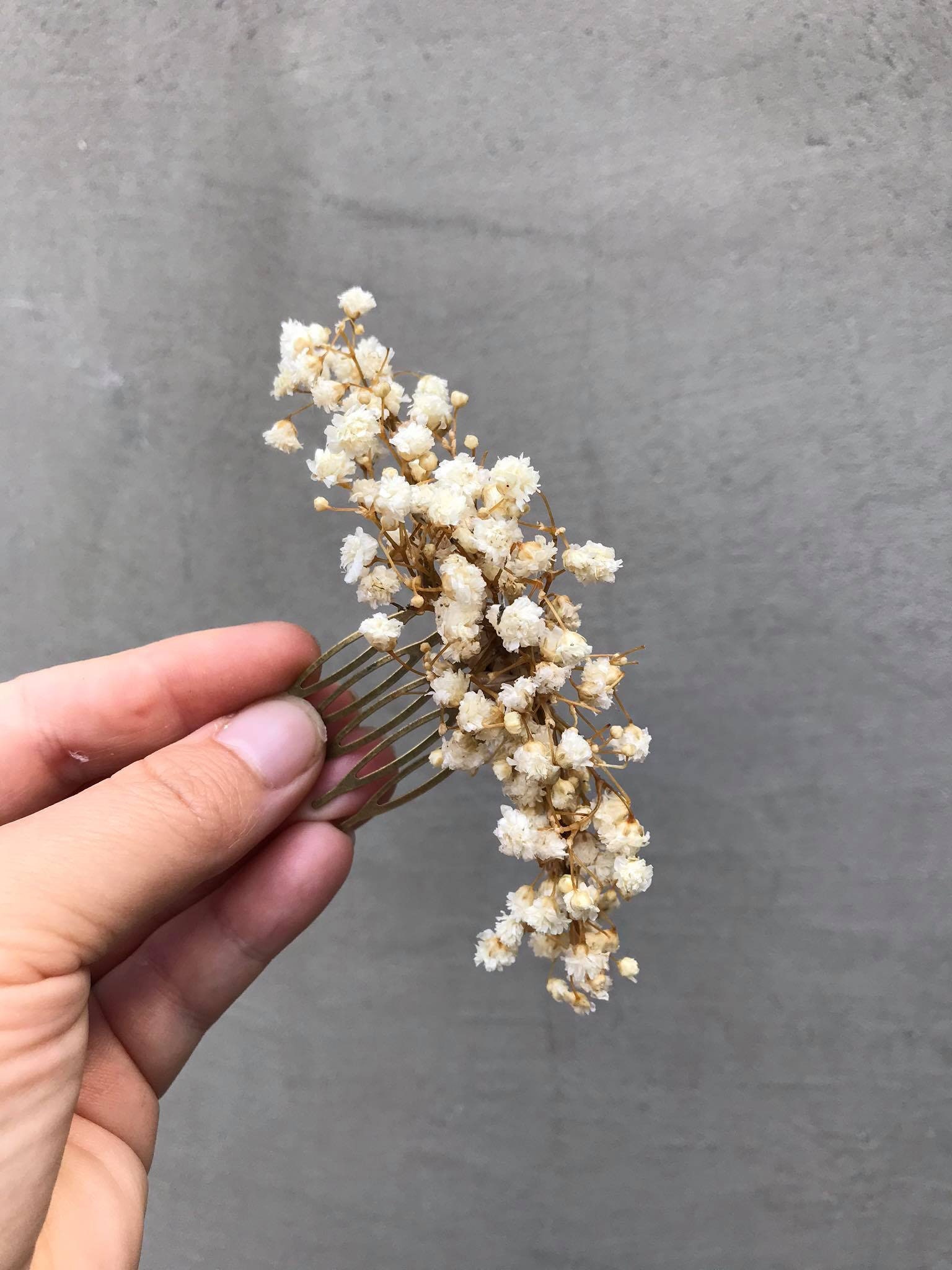 Buy Off White Wedding Flower Comb Beige Bridal Hair Comb Online in India - Etsy Buy Off White Wedding Flower Comb Beige Bridal Hair Comb Online in India - Etsy