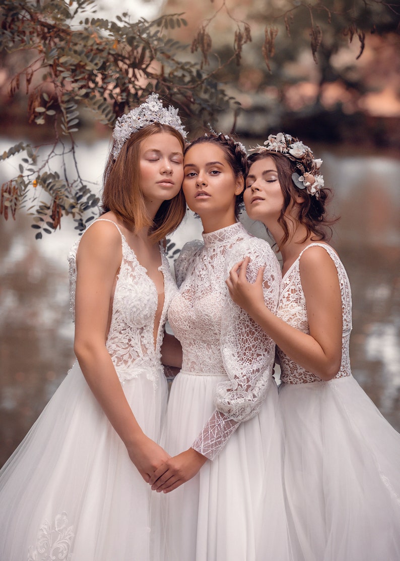 Silver and white wedding crown Wedding wreath Floral crown Floral accessories Wedding hair wreath Bridal accessories magaela Handmade crown