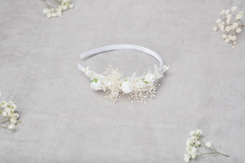 Holy communion flower headband, White roses headpiece for girl, Customised communion hairband, Comfortable headdress, 1st communion, Magaela image 6