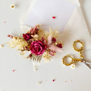 Autumn flower hair comb Burgundy hair comb Autumn wedding Rustic flowers Burgundy cream Ruscus leaves Fall wedding comb Bridal hair accessor