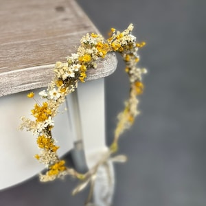 Yellow and ivory flower hair crown Bridal floral wreath Wedding flower halo Dried and preserved flower crown Natural bridal flower headpiece