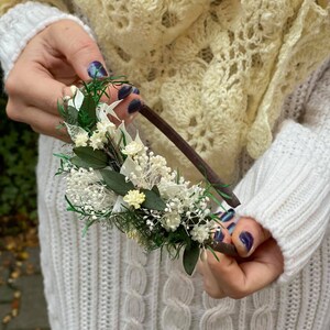 Winter headband White wedding Bridal headband Flower headpiece Green and white flower headband Xmas gift Magaela Natural flower accessories