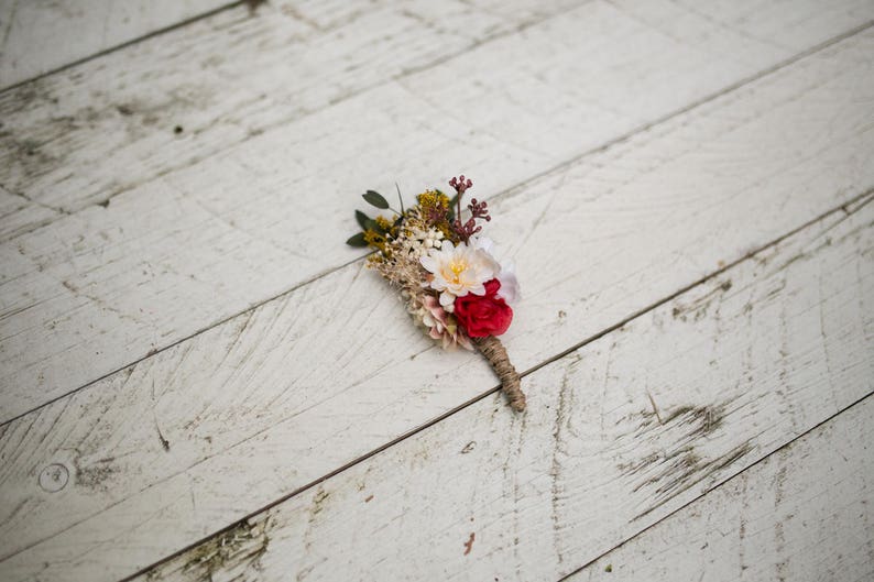 Romantic corsage Wedding accessories Groom corsage Wedding corsage for groom Grooms boutonniere Wedding feather Wedding accessories