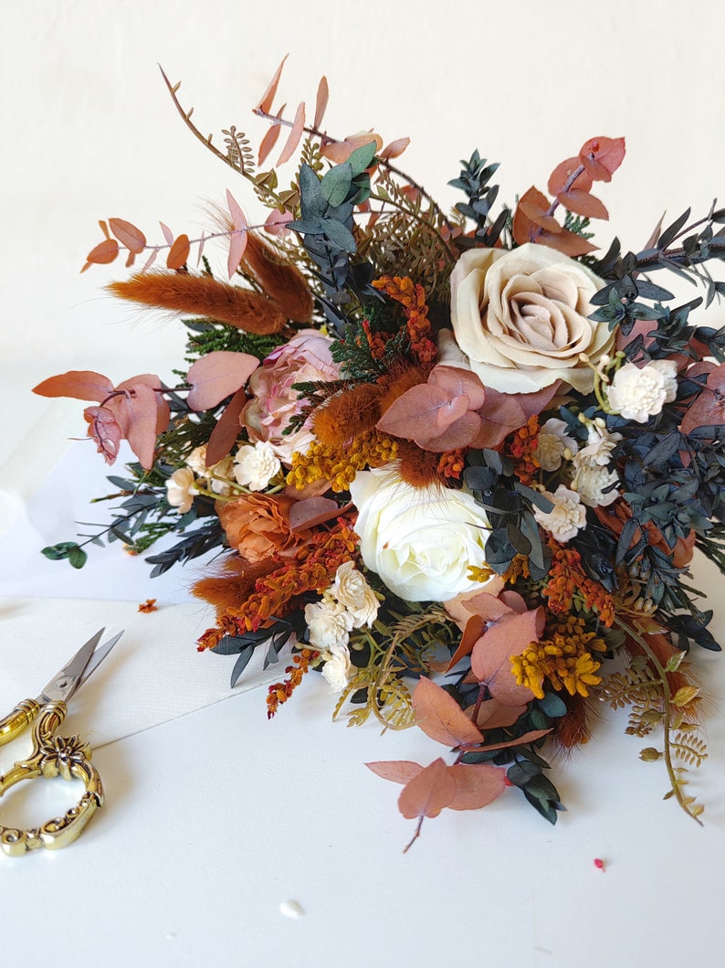 Terracotta bridal bouquet Rustic autumn wedding Boho bridal bouquet Fall wedding Terraccota wedding Boho bridal bouquet Magaela Bride to be image 4