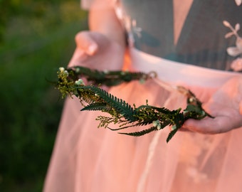 Greenery flower crown with ferns Bridal accessories Greenery wedding Woodland style crown Fern hair wreath Fairy Magaela accessories