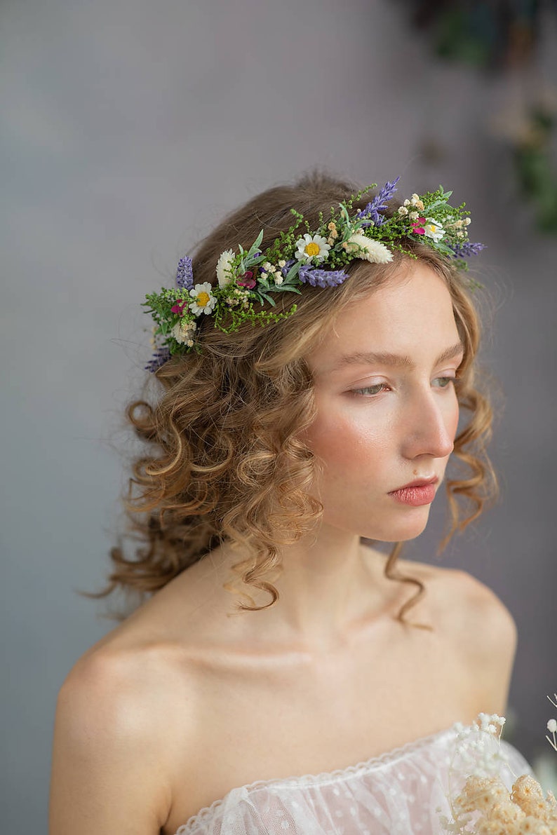 Meadow flower hair crown Bridal accessories Lavender and daisy flower wreath Meadowy headpiece Magaela Bride to be Wildflowers crown image 3