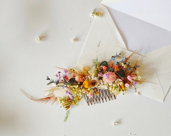 Wildflower hair comb Natural bridal hair comb Rustic wedding accessories Summer wedding Vintage Cottagecore Preserved flowers Magaela Bride