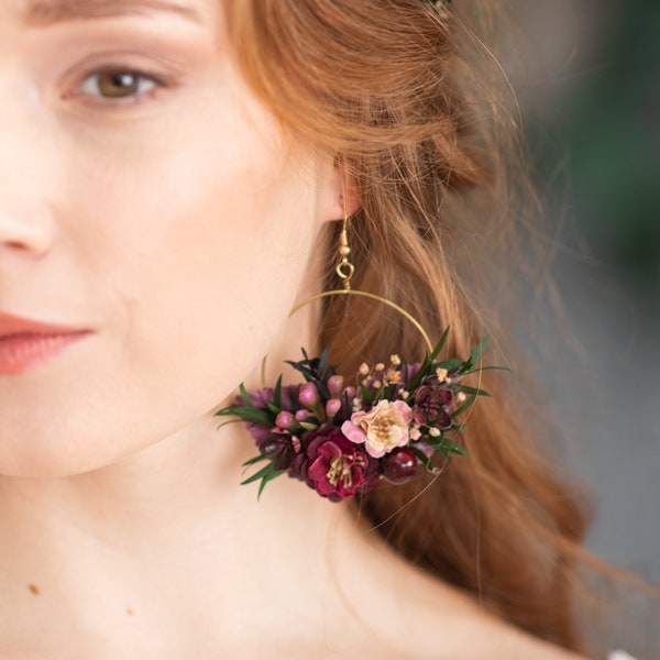 Burgundy circle earrings Romantic wedding earrings Bride to be Hoop earrings Dark pink earrings Magaela accessories Flower jewellery