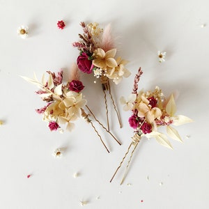 秋の花のヘアピン 秋のウェディングヘアピン バーガンディクリームブライダルアクセサリー 花嫁用ヘッドピース 素朴なヘアクリップ マガエラ バーガンディローズ