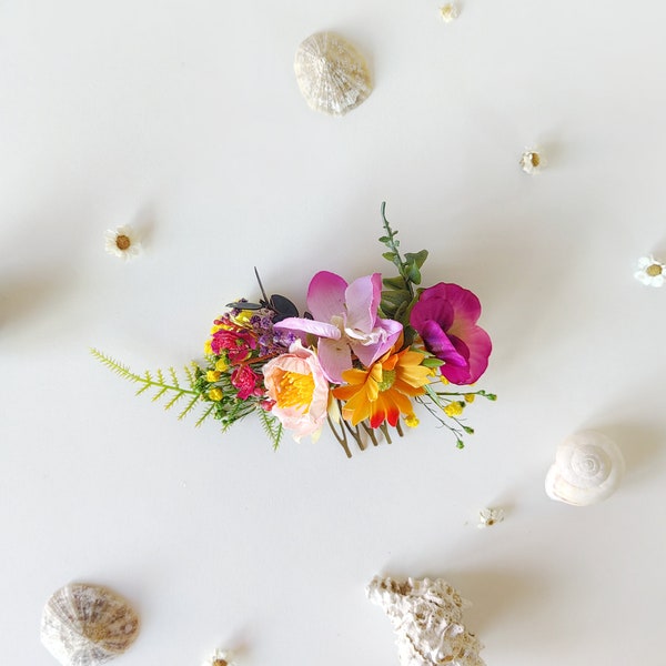 Magenta Flower Hair Comb: Tropical Wedding Headpiece