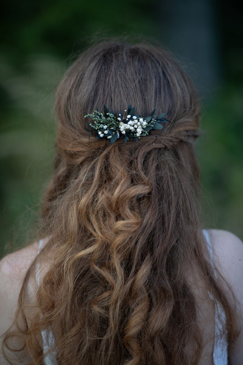 Peine de pelo mini flor verde Peine de pelo de boda Aliento del bebé Accesorios nupciales Peine de pelo de flor verde Magaela Natural imagen 3
