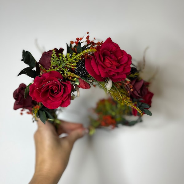 Red flower half wreath Bridal crown with red roses Burgundy floral crown Large boho crown Magaela Baby shower headband Wedding headpiece