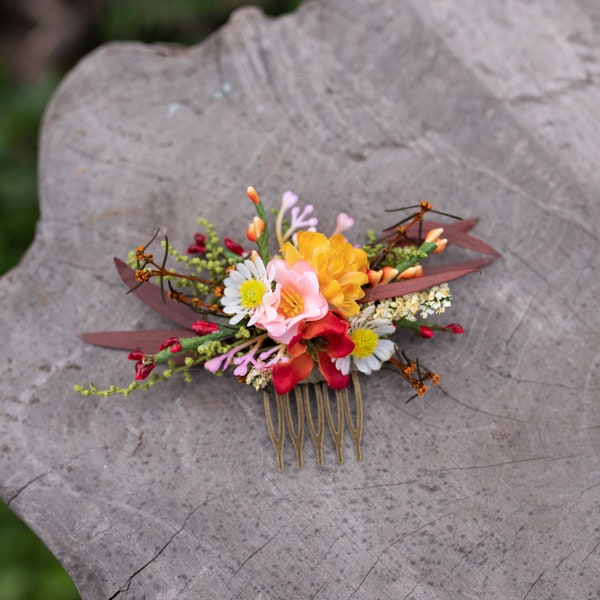 Summer mini hair comb for bride Wedding flower comb Decorative hair comb Bridal accessories Magaela Meadowy floral comb Bride to be Handmade