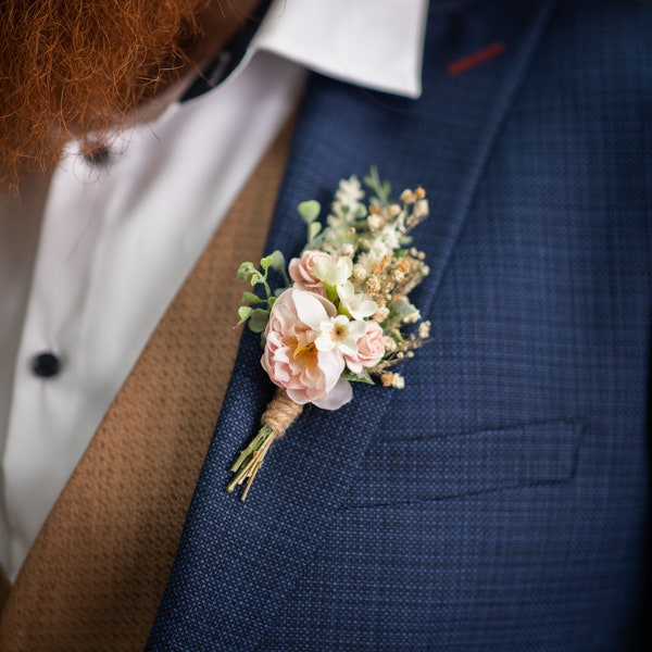 Blush flower boutonniere for groom Romantic wedding buttonhole Pink and green flower groom corsage Bridal accessories Groom to be Magaela