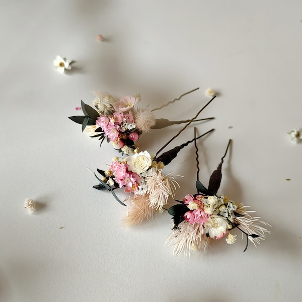 Romantic fluffy hairpins Pink wedding hairpins Bridal hairpins Wedding jewellery Bride to be Bunny tails flower hairpin Bride to be