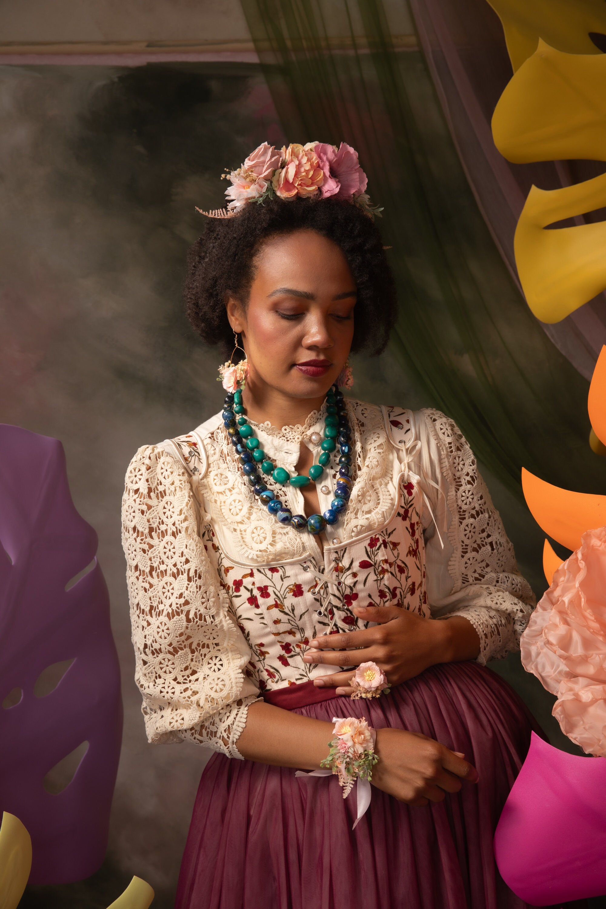 Frida Kahlo-Inspired Peach Fuzz & Pink Flower Headband The Story of the Frida Headband – Ceremonia main image 4