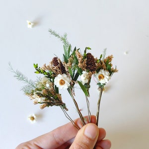 Flower haipins Woodland flower hairpins Wedding in forest Bridal hair Hair accessories Fairy design Rustic wedding Fern hairpins Magaela zdjęcie 9