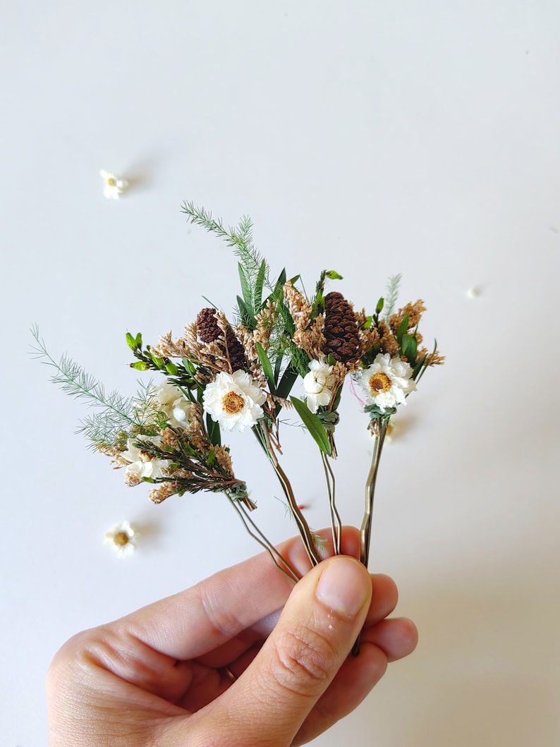 Flower haipins Woodland flower hairpins Wedding in forest Bridal hair Hair accessories Fairy design Rustic wedding Fern hairpins Magaela zdjęcie 9