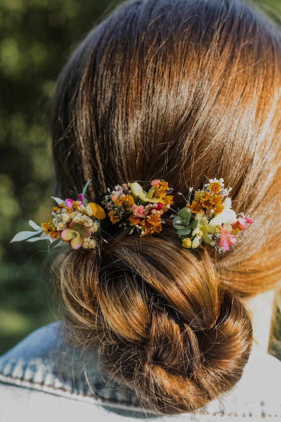 Reign Supreme with These Dried Flower Crowns + More Bridal Hair Ideas! | Bridal  hair flowers, Wedding hairstyles, Fall wedding hairstyles