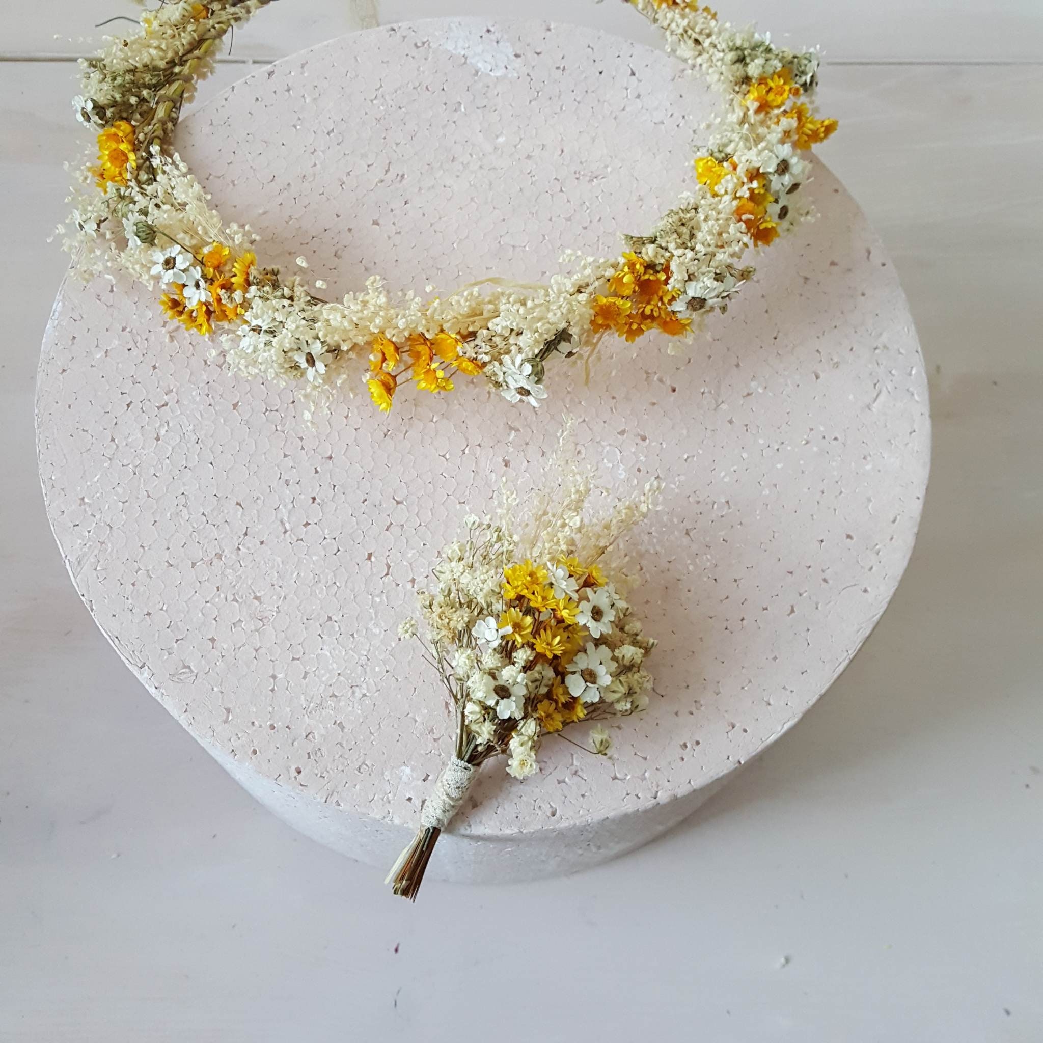 Yellow Ivory Flower Crown: Bridal Dried Floral Headpiece - Etsy display picture 3