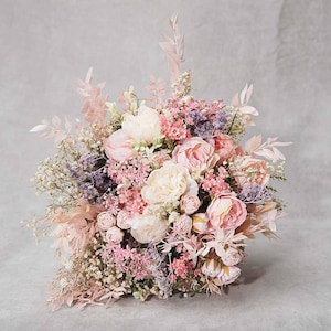 Blush bridal bouquet Baby&#39;s breath wedding bouquet Bride to be Blush pink flower bouquet Peony wedding bouquet Romantic bouquet Magaela