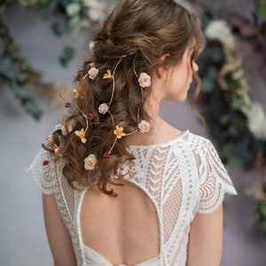 Rustic wedding Bridal hair vine with flower veil Autumn wedding Cottagecore hairstyle Vintage wedding Bridal hair Flower veil Magaela Bride image 5