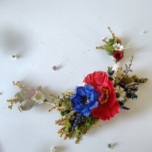 Meadow wedding flower hair vine Bridal hair comb with poppy flowers daisies cornflowers Slavic wedding flower comb Shapeable hair vine image 4