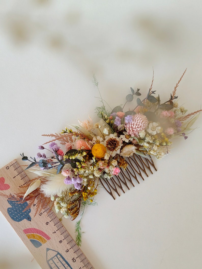 Wildflower hair comb Natural bridal hair comb Rustic wedding accessories Summer wedding Vintage Cottagecore Preserved flowers Magaela Bride image 6