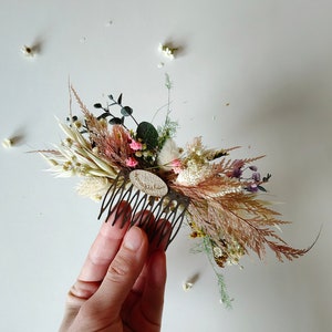 Wildflower hair comb Natural bridal hair comb Rustic wedding accessories Summer wedding Vintage Cottagecore Preserved flowers Magaela Bride image 4