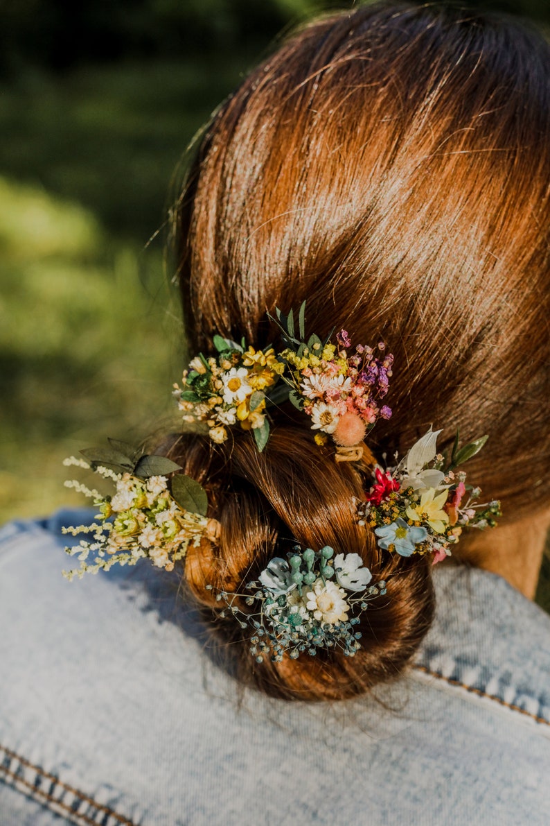 Meadow flower hairpins Natural dried flower hairpins Wedding hairstyle Bride to be Magaela Bridal hair accessories Colourful wildflowers image 3