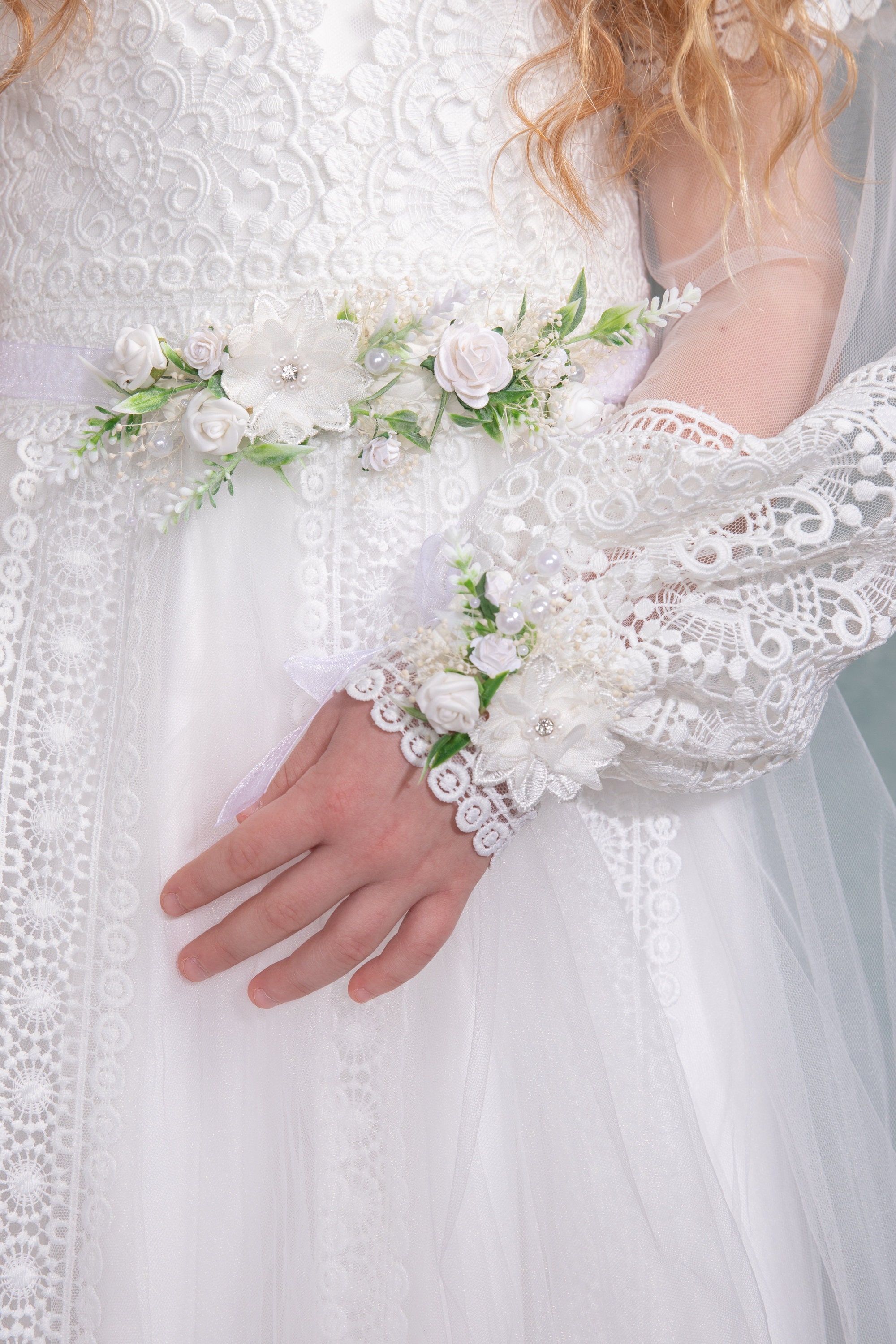 Floral First Communion Belt: White Flower Girl Dress Sash - Etsy display picture 2