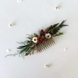 Woodland bridal hair comb Pine cones hair comb Cottagecore wedding Natural bridal comb Wedding in forest Bridal hair Flower hair comb Fern image 6