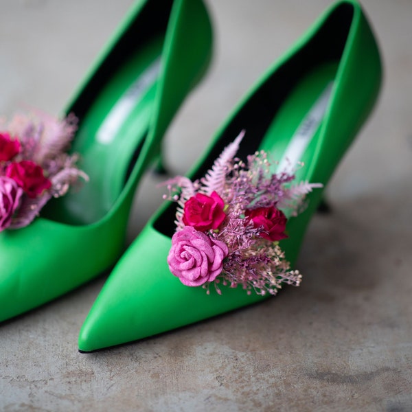 Pink flower shoe clips Bridal shoe clips Wedding accessories Shoes decoration Wedding jewellery Magaela Fuchsia wedding shoe clips Handmade