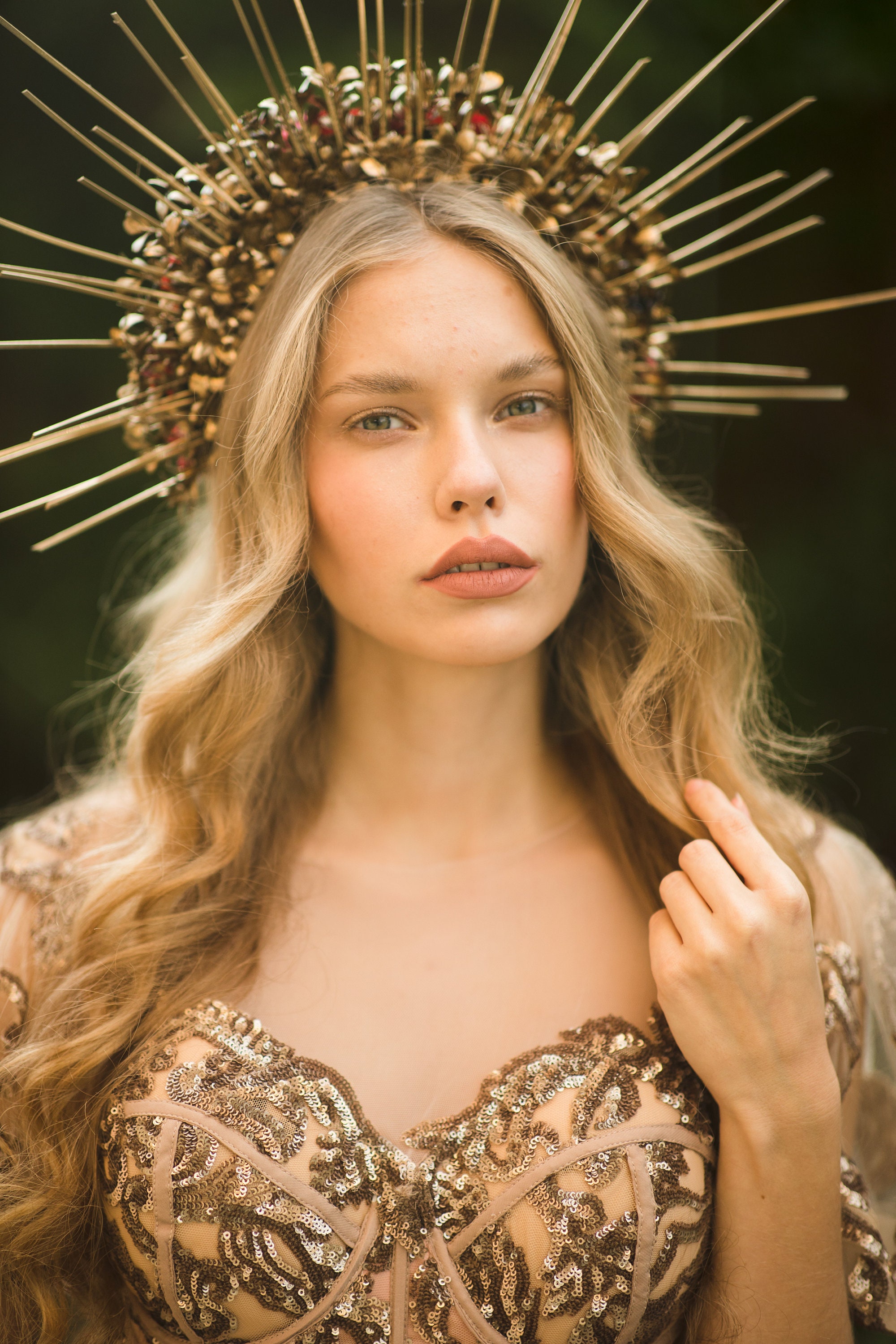 Couronne Halo Baroque Dorée OSALADI - Diadème Déesse Gothique Pour Femme - Accessoire Halloween Et Mariage
