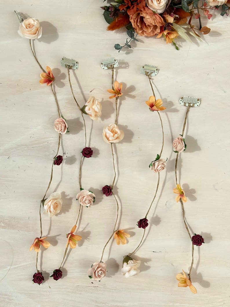 Rustieke bruiloft Bruidshaar wijnstok met bloemensluier Herfstbruiloft Cottagecore kapsel Vintage bruiloft Bruidshaar Bloemensluier Magaela Bride 5 hair clips / veil