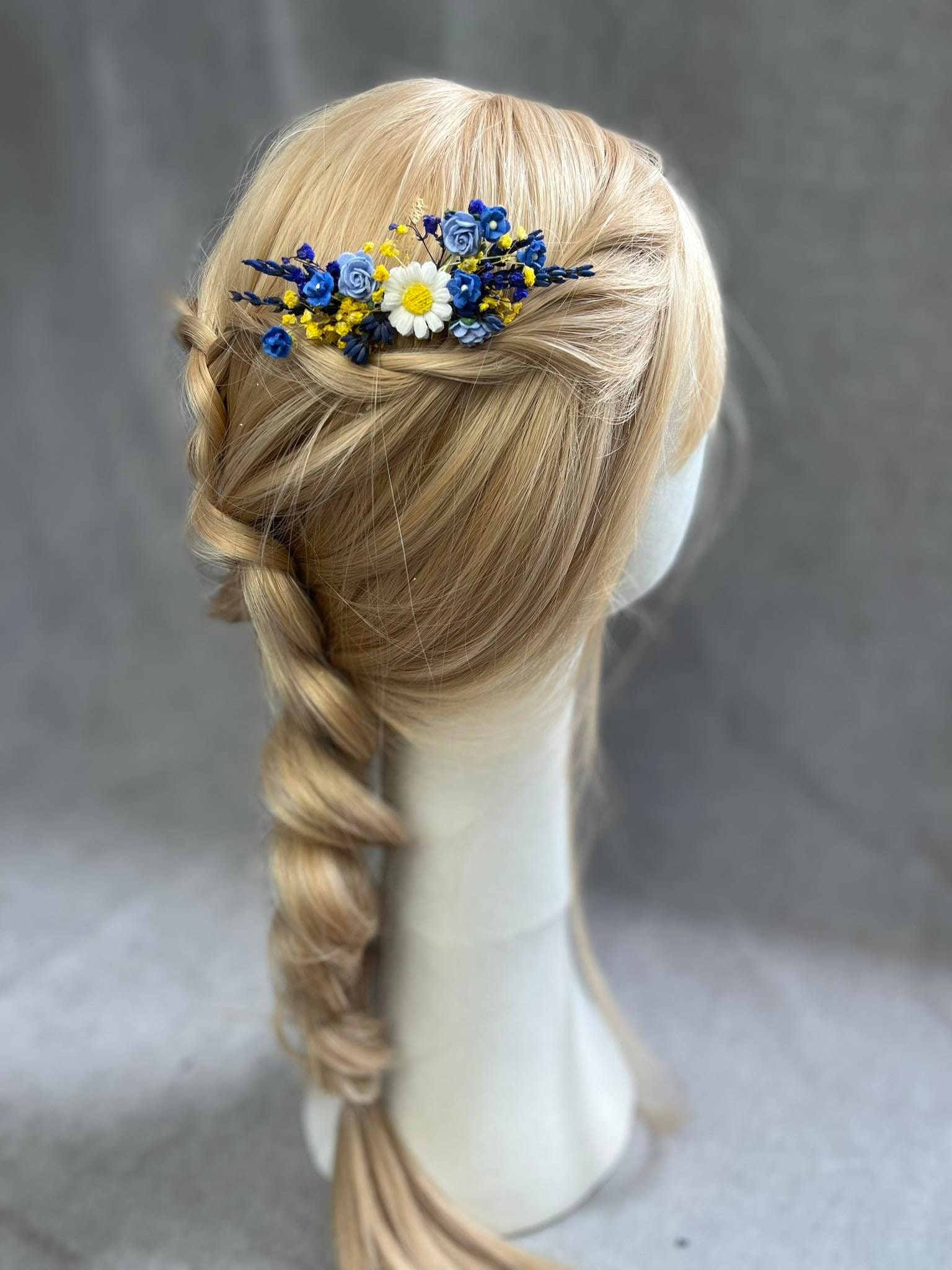 New?Anthropologie-Gold Hair Comb with Blue and White Flowers Amazon.com : 4 Pieces Wedding Flower Hair Pins Pearl  main image 3