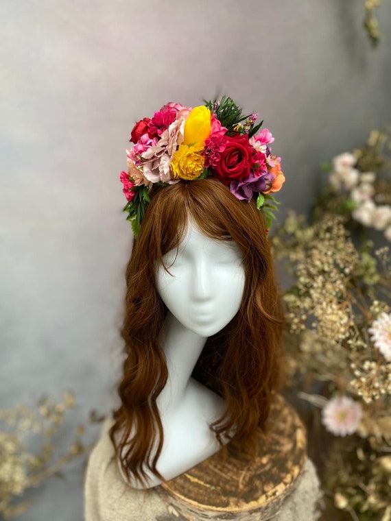 Elegante fascia per capelli con corona di fiori di rosa polverosa - Flora Tiara
